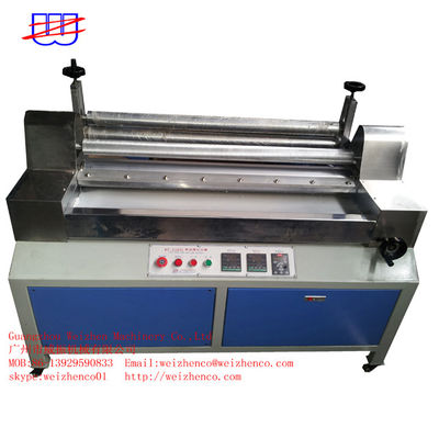 Machine de laminage à découpe verticale pour la fabrication d'éponges de cuisine et de tampons de nettoyage