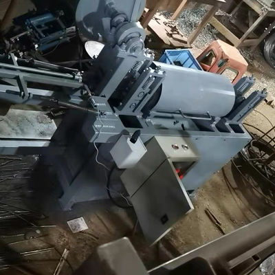 Machine de pliage à courbure à ressort professionnelle de 280 kg pour le traitement des métaux