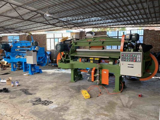 1600 mm Machine automatique de découpe de mousse de polyéthylène pour la production