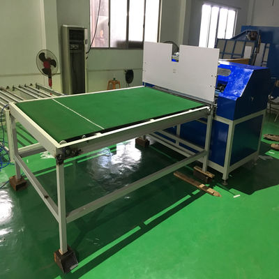 Machine à découper et à découper des feuilles de mousse EPE à vis unique pour un processus de production en douceur